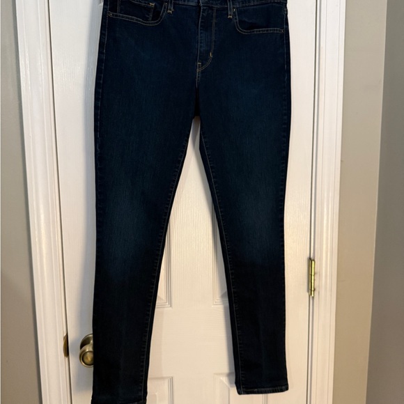 Levi's Women’s 711 Skinny Jeans Size 30 - Picture 2 of 7
